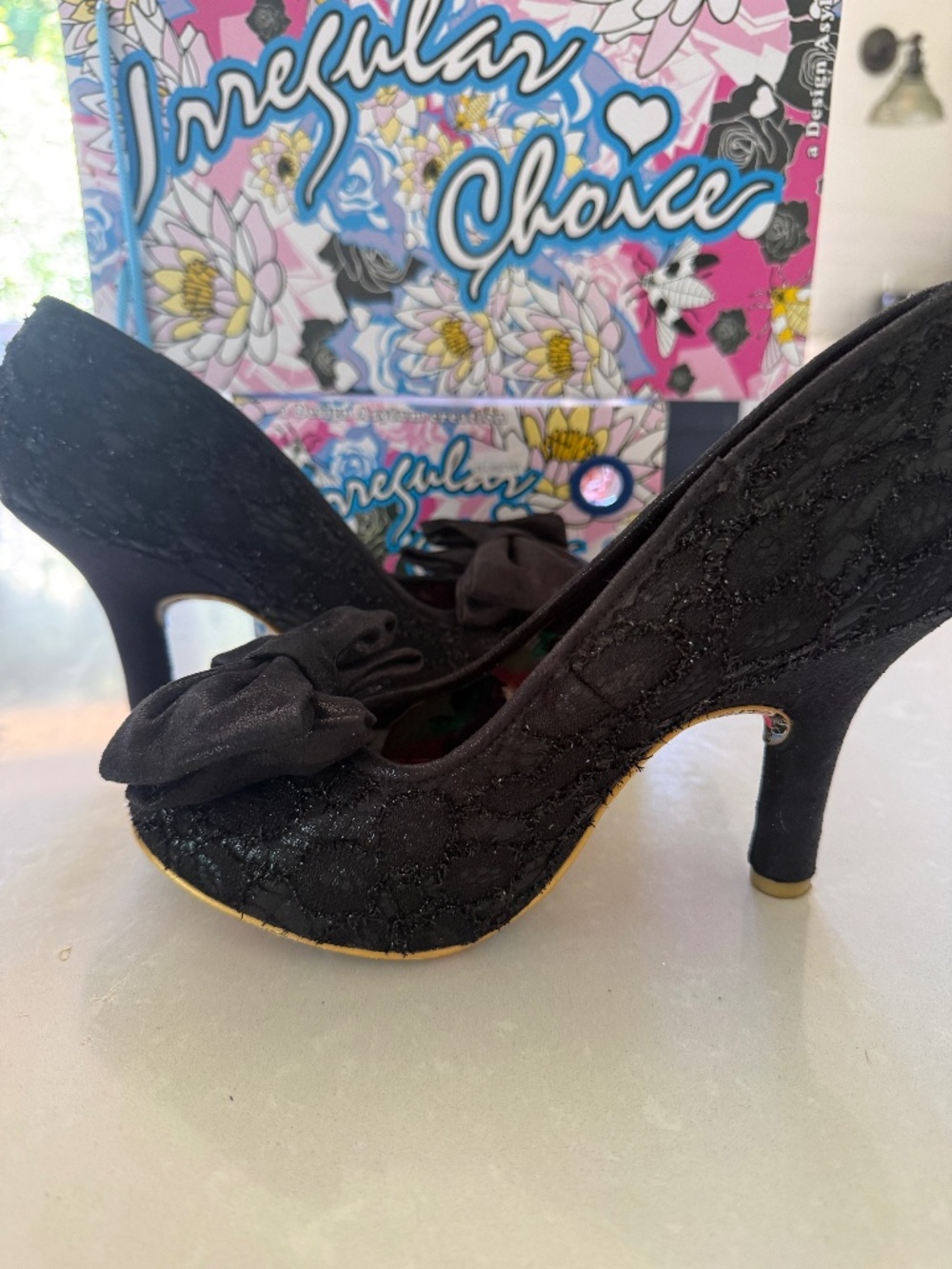 Irregular Choice “Male Bow” Black Textured Heels – Size EU 40/US 9